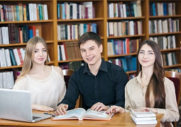 Именную стипендию Лихачёва получили студентки из Республики Крым и Республики Бурятия