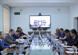Константин Могилевский пообщался с сотрудниками и студентами Российско-Таджикского (Славянского) университета