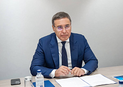 Валерий Фальков в Приморском крае проконтролировал ход строительства двух современных научно-исследовательских судов неограниченного района плавания